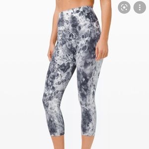 Wunder Under High-Rise Crop 21” Leggings | Marble Dye